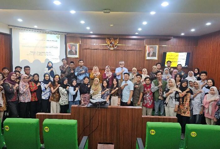 Fakultas Pertanian UPN “Veteran” Jawa Timur Perkuat Kolaborasi Internasional Bersama Prof. Takuya Sugahara dari Ehime University Japan